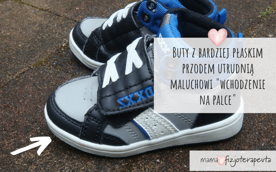buty z płaskim przodem utrudniają chodzenie na palcach