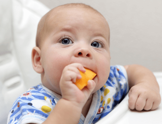 Jak rozszerzać dietę kiedy dziecko nie siedzi
